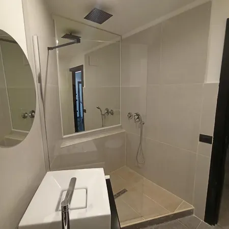 Muni Boutique Flat By Babylon Naples