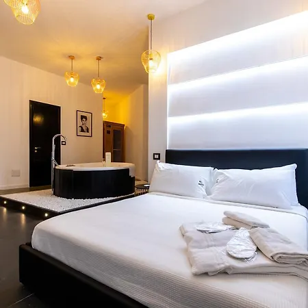 Munì Boutique Flat * Napoli