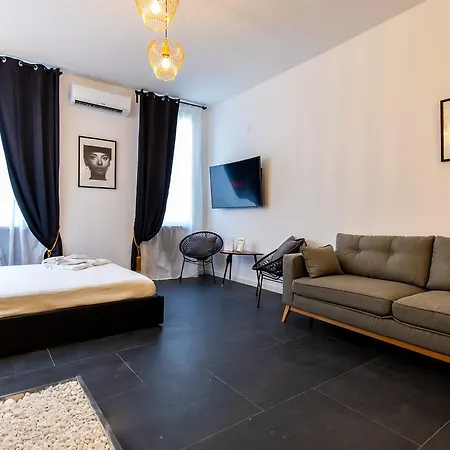 Muni Boutique Flat By Babylon 아파트 *