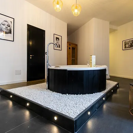 Muni Boutique Flat By Babylon Naples